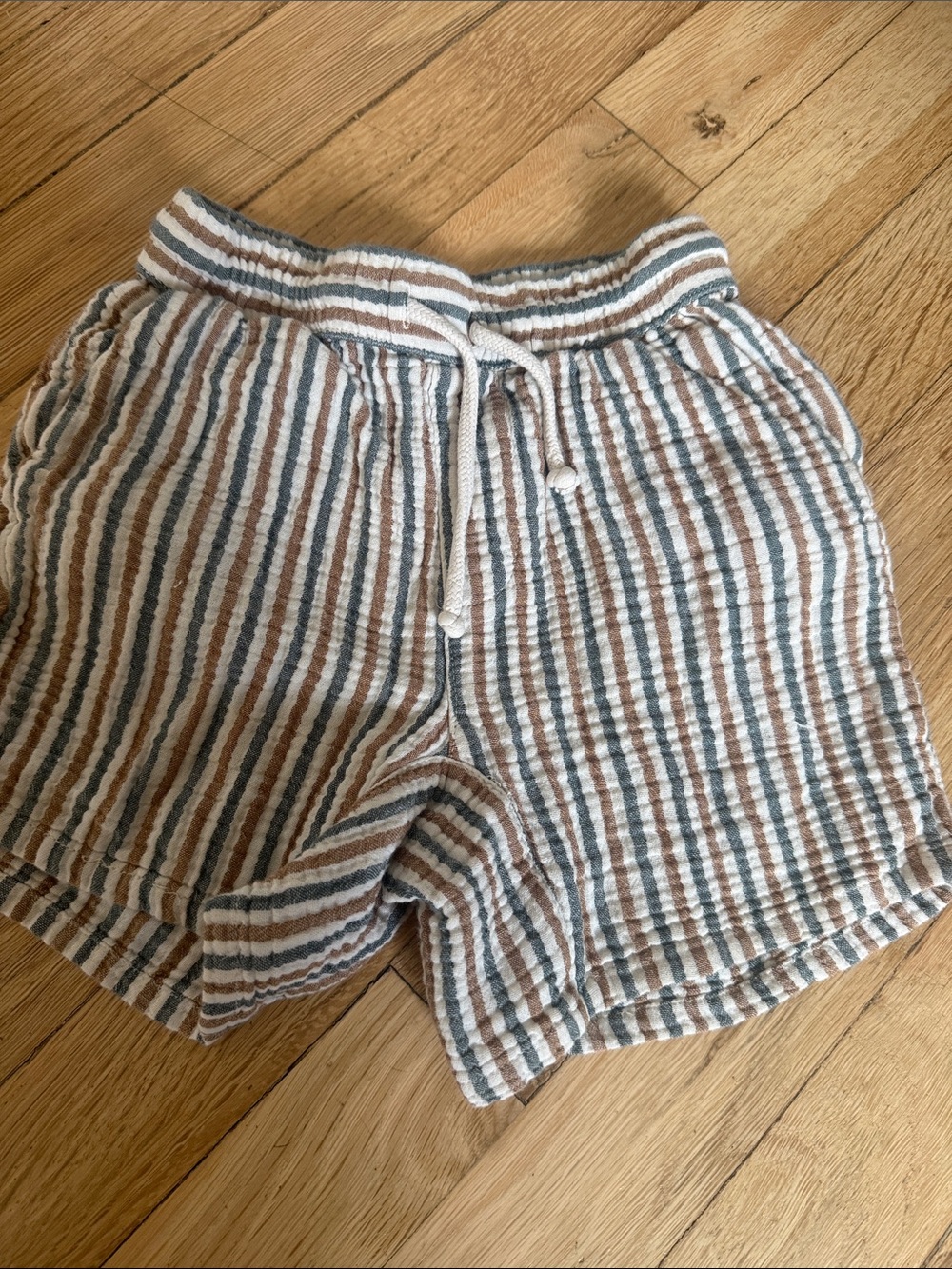 Rylee + Cru Striped Linen-Texture Shorts in Cream, Brown & Blue